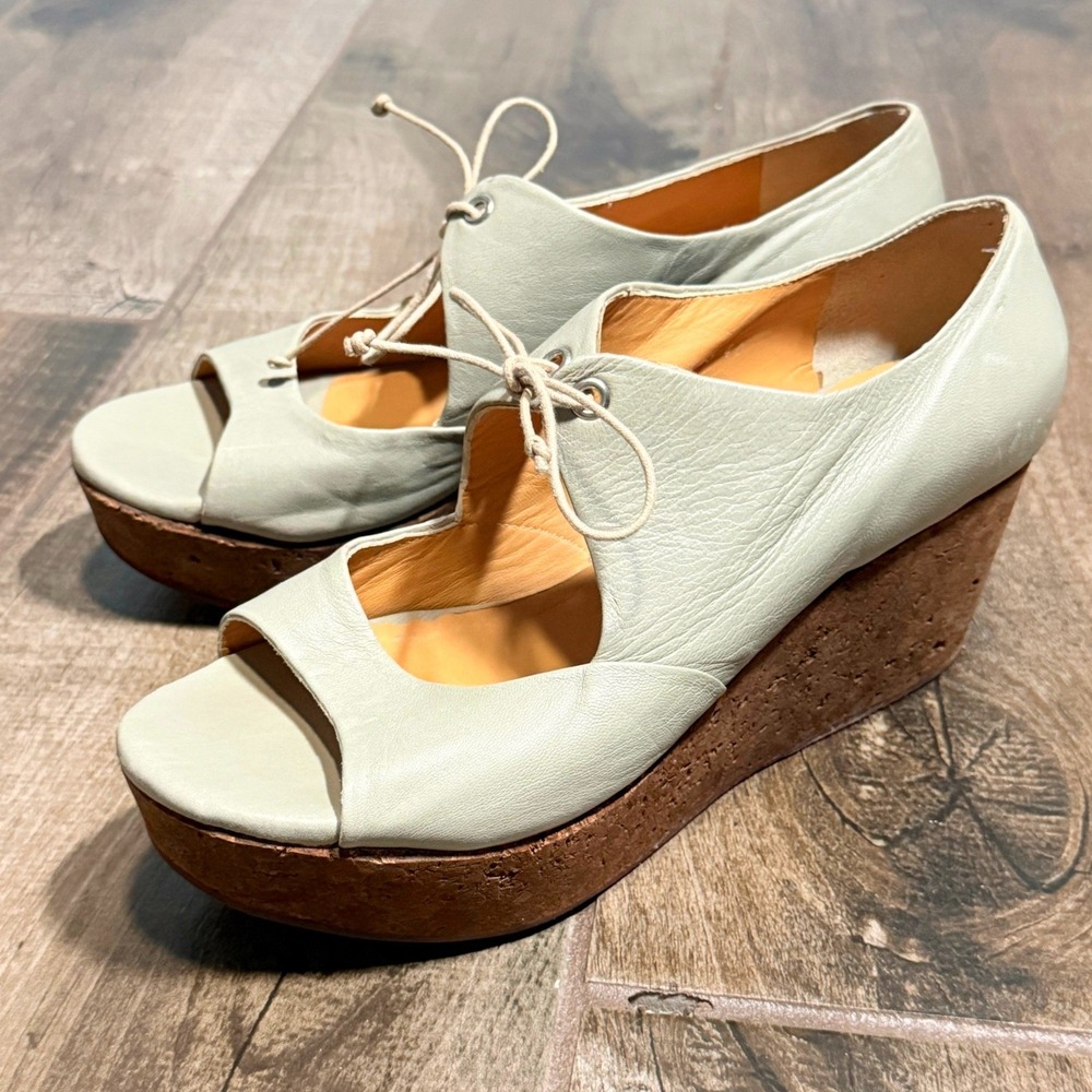 Coclico Women's Italian Nubuck‎ Leather Peep-Toe Wedge Sandals, Sage Green, 40/9